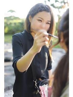 美容業界・ヘアメイク A子