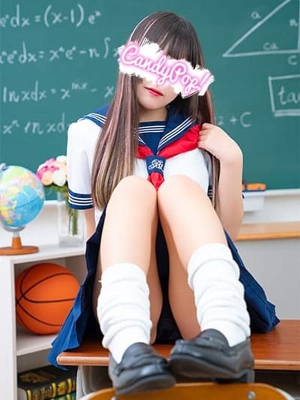 かのん|キャンディーポップで評判の女の子