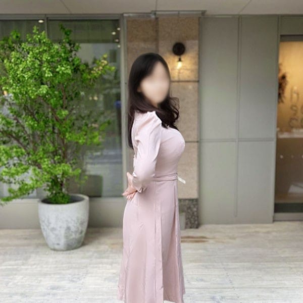 神崎いずみ【色白美肌！Gカップ若マダム！】 | こあくまな熟女たち 池袋店(KOAKUMAグループ)(池袋)