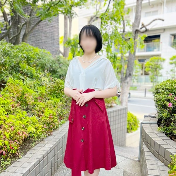安達りお【元アイドル!?小柄な清楚若妻】 | こあくまな熟女たち 池袋店(KOAKUMAグループ)(池袋)