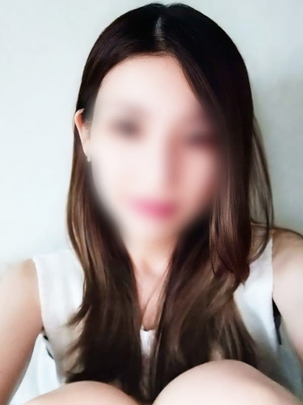 美紅【ミク】|１０代の君は可愛らしく、２０代の君は とても美人になった。３０代の君は素敵に輝く女性になった。 輝女でおすすめの女の子