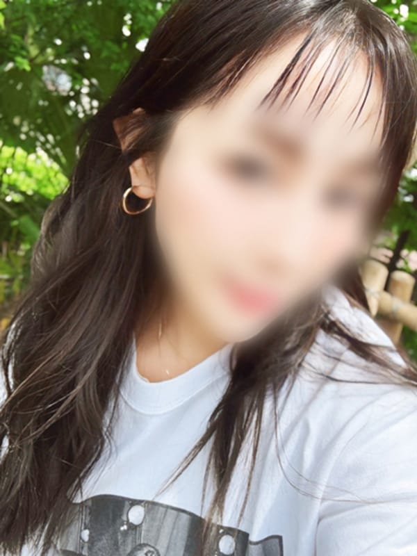 渚【なぎさ】|１０代の君は可愛らしく、２０代の君は とても美人になった。３０代の君は素敵に輝く女性になった。 輝女でおすすめの女の子