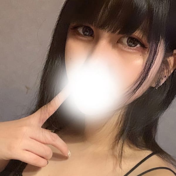 佐伯ちひろ【犯されたい素人M娘】 | 全裸にされた女たちor欲しがり痴漢電車(池袋)