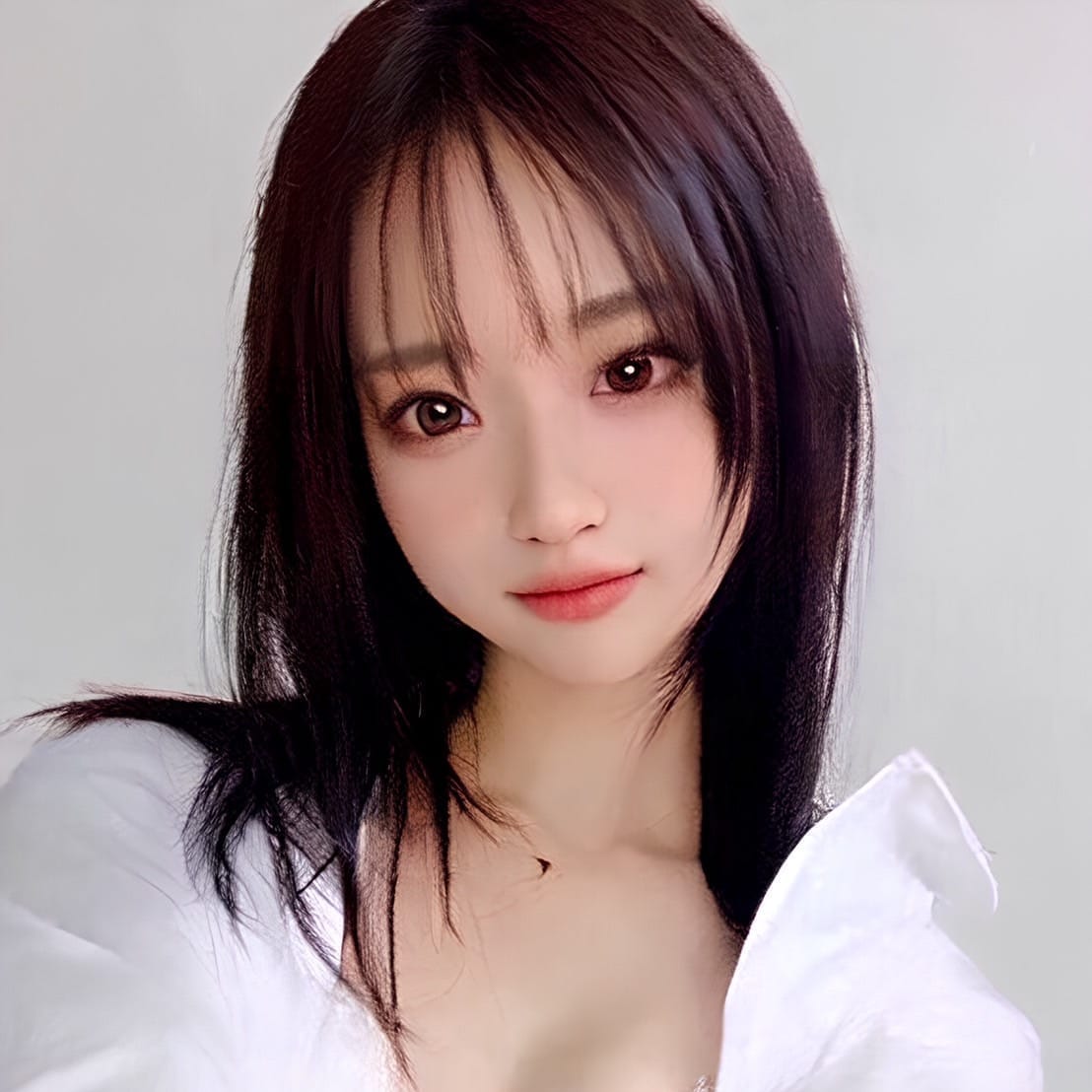 しおん | モデル系美少女専門LOVEコレクション(大塚・巣鴨)
