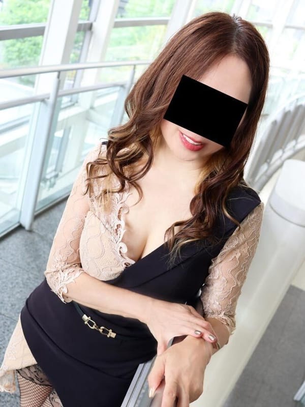 東海店みな|逢って30秒で即尺 三重店でおすすめの女の子