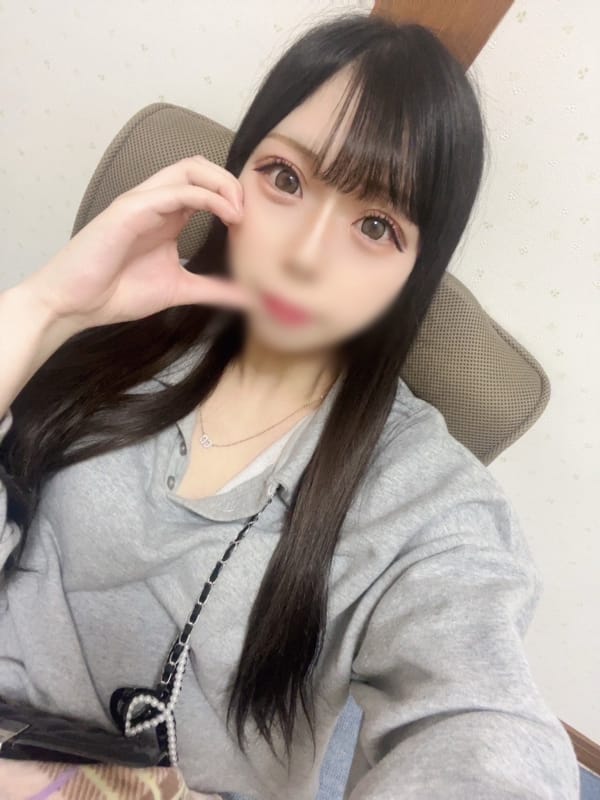 ゆりな