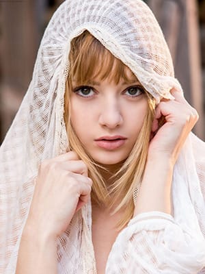 カミーユ|ヨーロピアンスタイルでおすすめの女の子