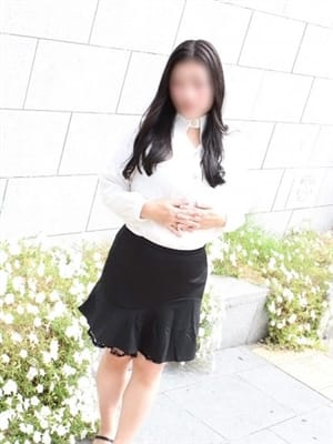 なぎさ【完全チン〇狂いなド変態奥様】