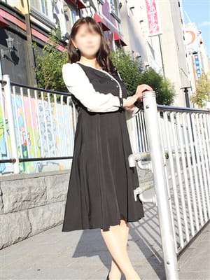 ひな【感度抜群完熟巨乳奥様】