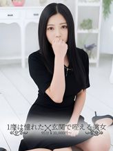 山下 みき|1度は憧れた、玄関で咥える美女でおすすめの女の子