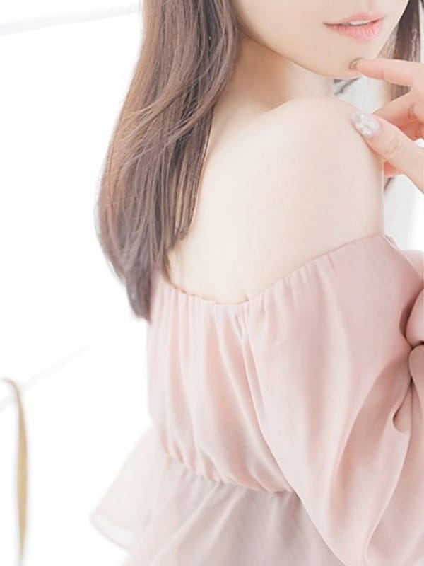 莉那(りな)|PLUS梅田店でおすすめの女の子