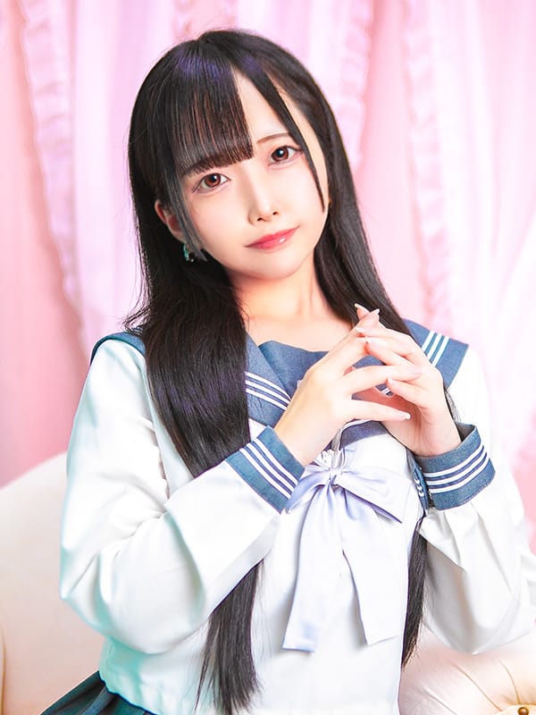 すみれ【【輝く真っ白な美肌】】