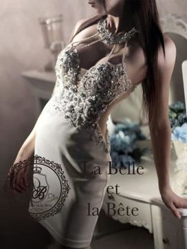 Leo~レオ~|La Belle et la Bete(ラベルラベート)で評判の女の子