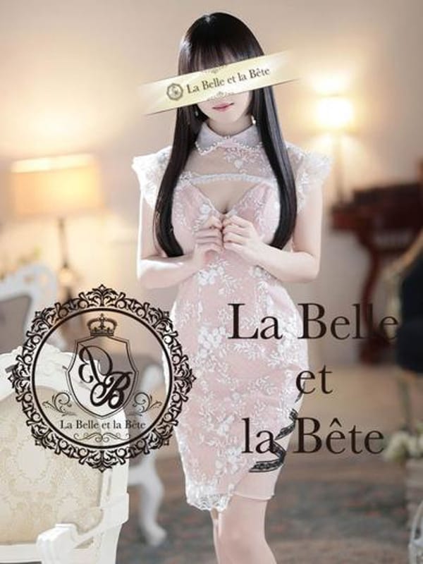 七瀬 クロエ|La Belle et la Bete(ラベルラベート)で評判の女の子