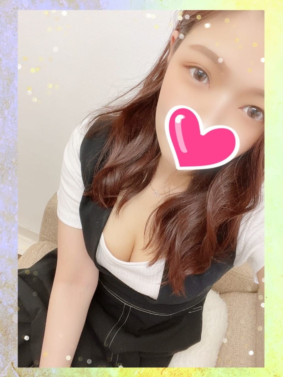 ゆら|R's ～アールズ～でおすすめの女の子