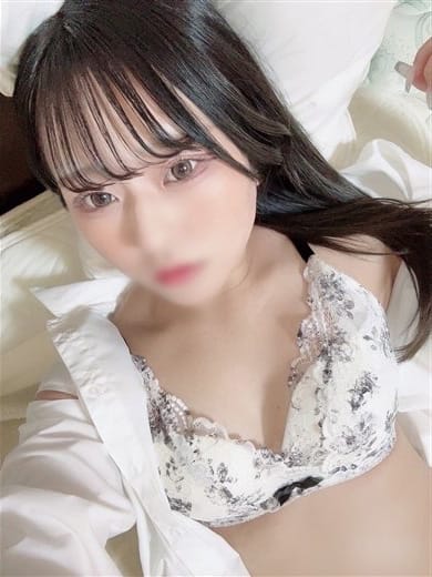 すみれ|即挿入！快感アナルガールズでおすすめの女の子