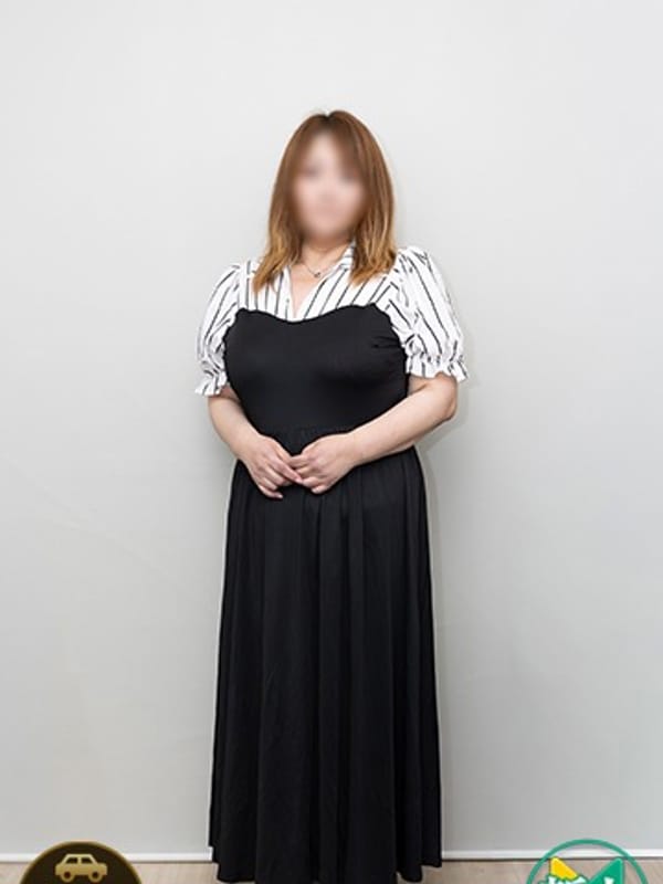 ひびき|熟女総本店 日本橋ミナミエリア店で評判の女の子