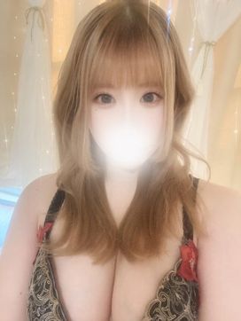 こむぎ|ふわふわコレクションで評判の女の子