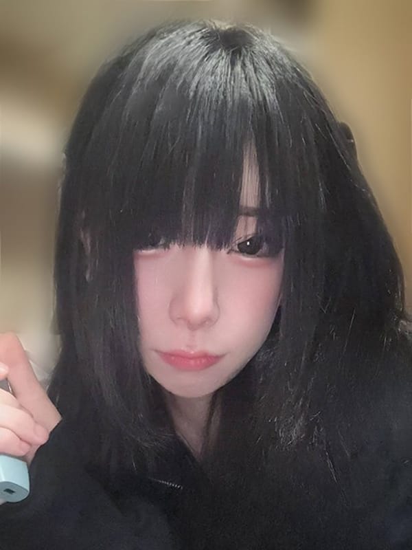 しの|ふわふわコレクションで評判の女の子