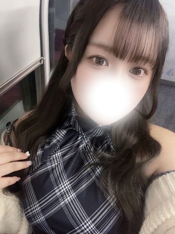 すず|ふわふわコレクションで評判の女の子