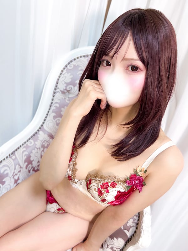 まみ◇魅惑のふわふわFカップ◇|東京ラブエッセンスでおすすめの女の子