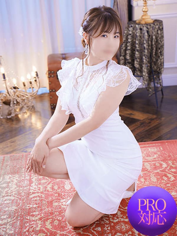 佐伯なるみ|セレブ紫で評判の女の子