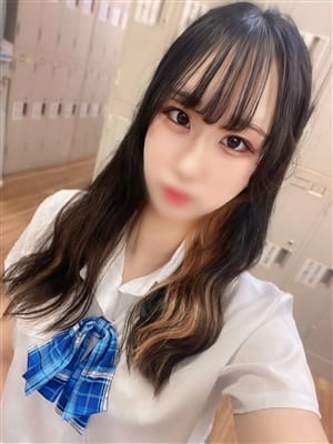 ゆみ|秘密の家庭教師で評判の女の子