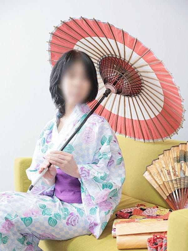 新人・フユミ|人妻専門店ティッシュでおすすめの女の子