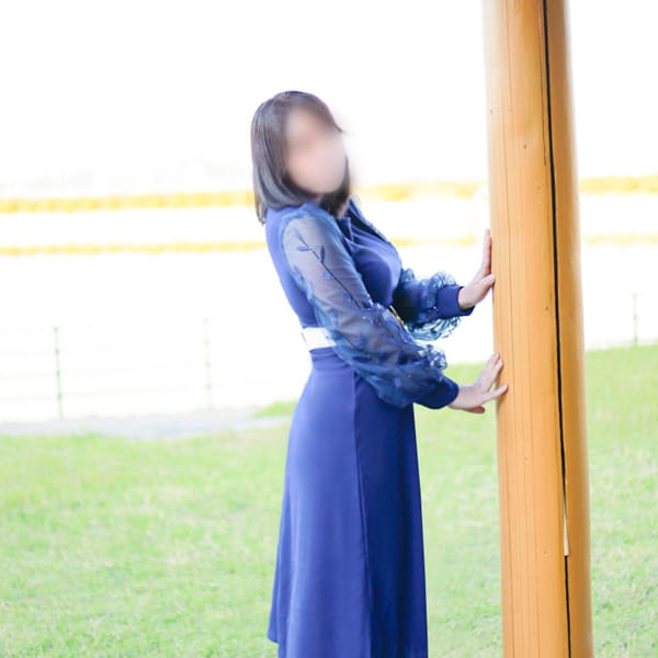 鈴原ゆずな