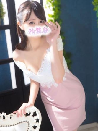 美波|人妻デリヘル ロンドでおすすめの女の子