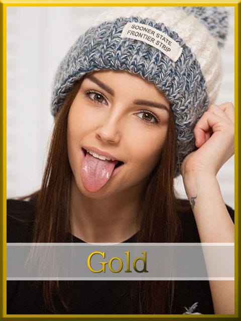 ジュリアン|金髪優良店 キングダムで評判の女の子