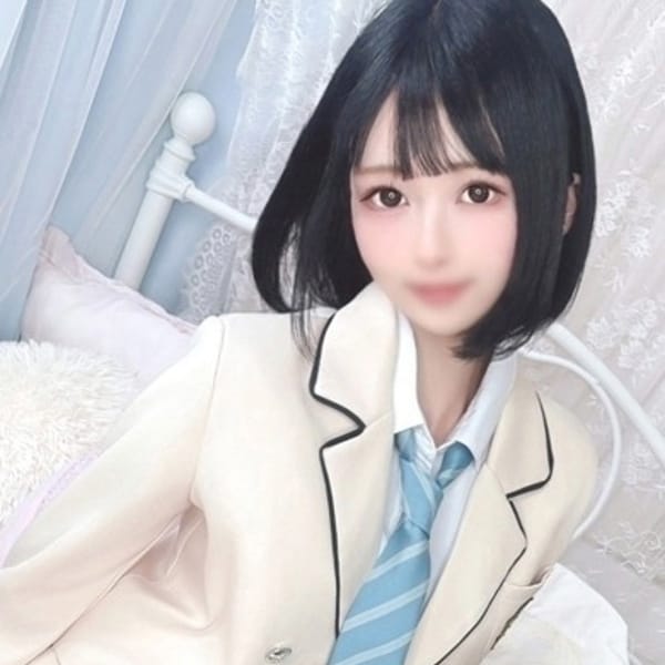 るいな【黒髪ボブの王道素人アイドル！】 | E+アイドルスクール池袋店(池袋)