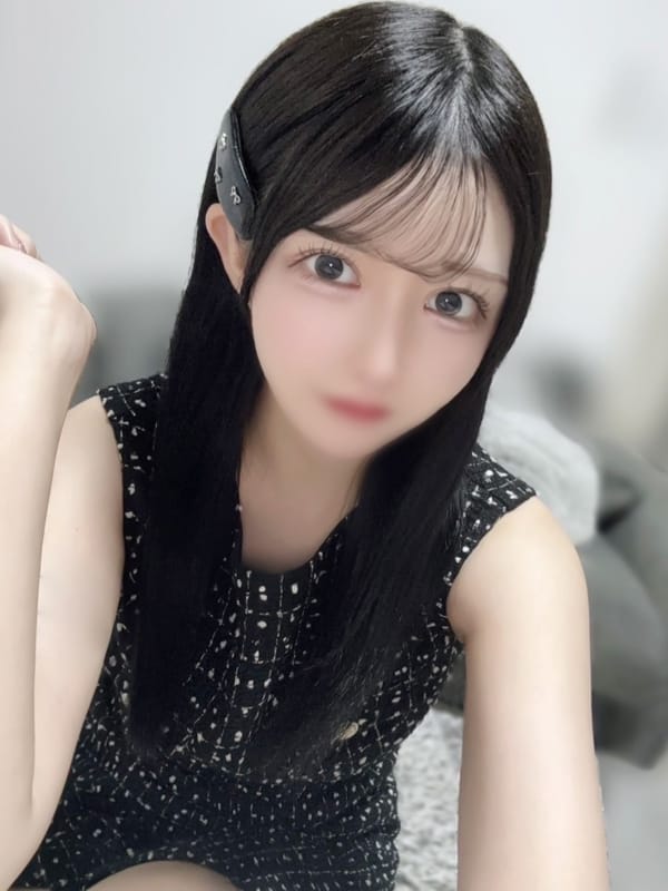 しおん|E+アイドルスクール池袋店でおすすめの女の子