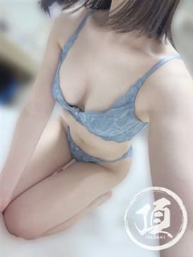 白井 あおな|頂-ITADAKI-で評判の女の子