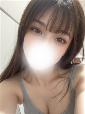 えま|美少女専門店CandyPopでおすすめの女の子