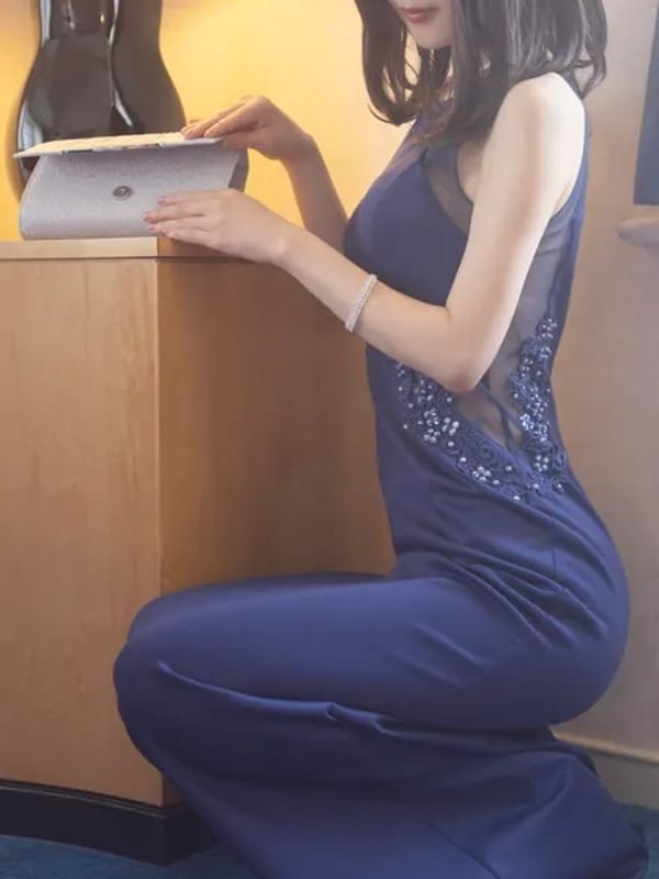 藤枝 香澄(横浜貴楼館)のプロフ写真3枚目