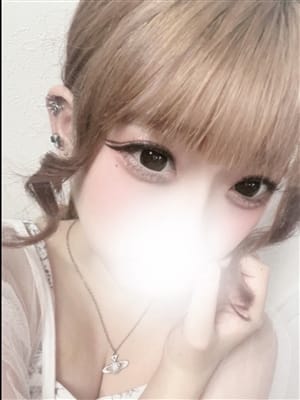 新人あいな