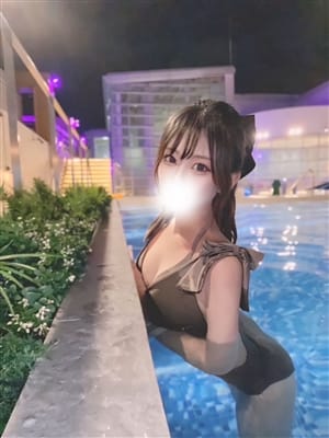 新人ゆのん