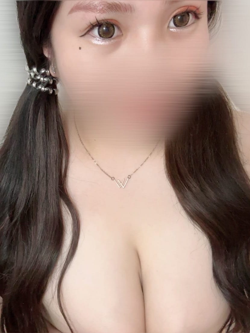 まお|激安ポッチャリ専門店オーロラでおすすめの女の子