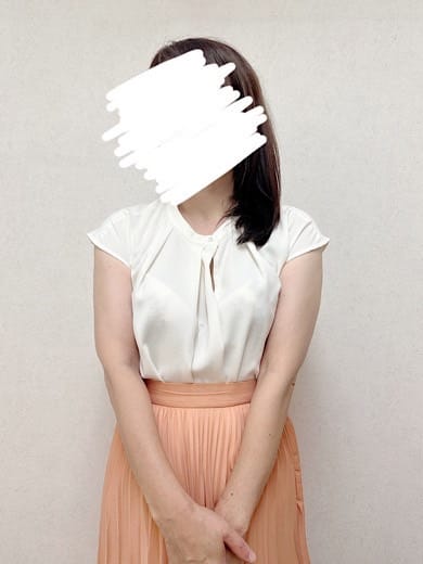 酒井|熟妻たちの婦人会で評判の女の子