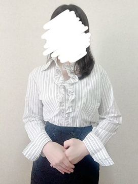 山内|熟妻たちの婦人会で評判の女の子