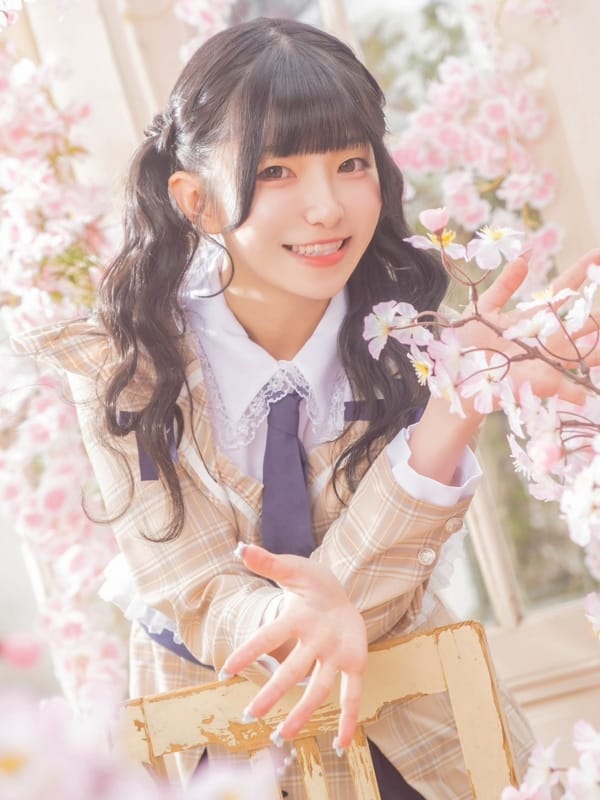 あんず|E+アイドルスクール新宿・歌舞伎町店で評判の女の子