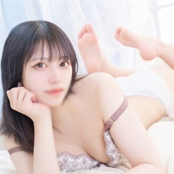 あやな