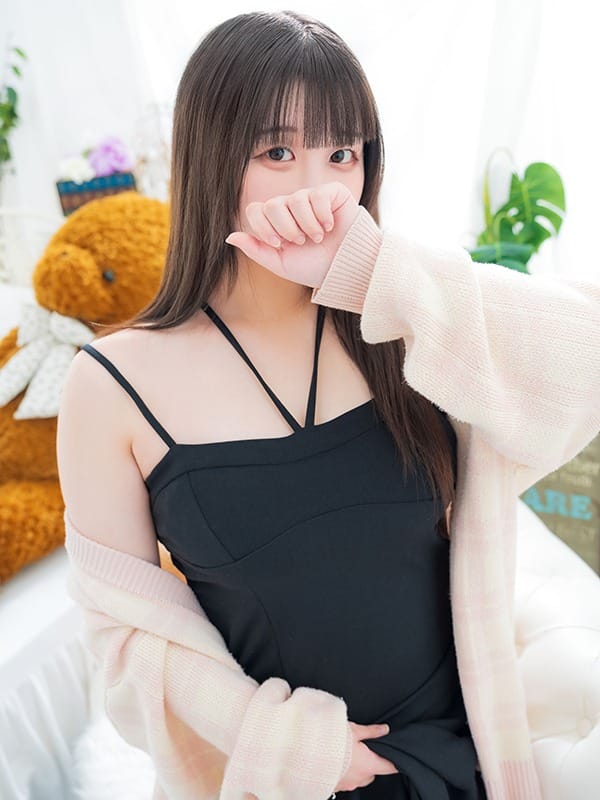 「【本日出勤】ニコニコ笑顔がキュートな黒髪清楚なカワイイ女の子【みうちゃん】♪♪」03/16(月) 03:58 | ぽちゃカワ女子専門店 藤沢湘南店のお得なニュース
