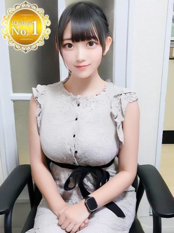  ぱいん♪宝石級の巨乳|女子大生専門店白百合で評判の女の子