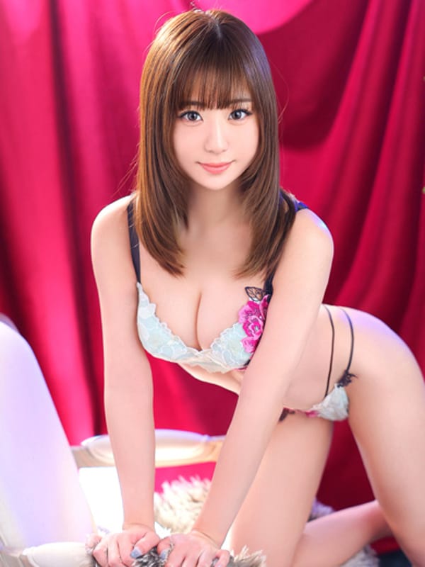 橘れの|ウルトラブレイズでおすすめの女の子
