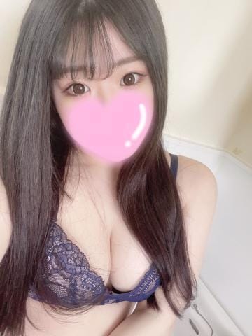にいな|秘密の裏アカ女子大生でおすすめの女の子