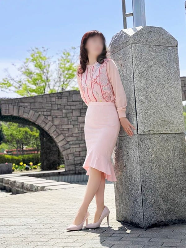牧田華蓮|三ツ屋風俗で今すぐ遊べる女の子