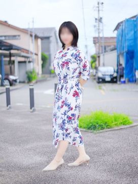 宮崎 しずく|こあくまな熟女たち金沢店(KOAKUMAグループ)で評判の女の子