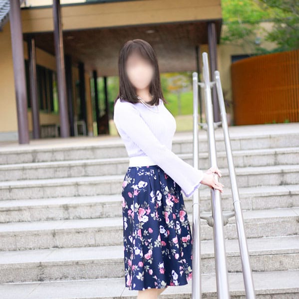 桐嶋りさ